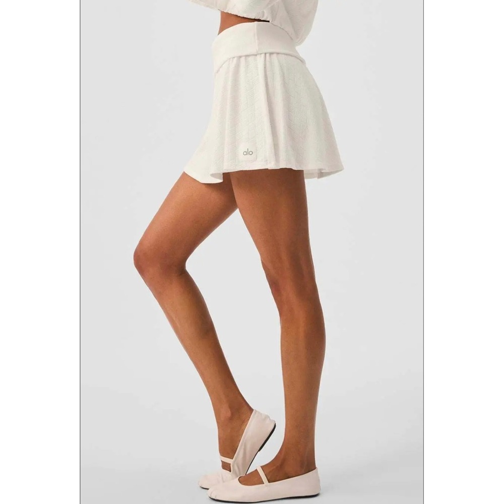 Alo Yoga Aces Tennis Skirt Ivory Jacquard Chevron Atheleisure Tennis